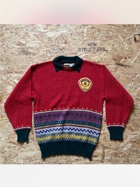 Men's Vintage Red Patterned Crewneck Sweater with Green  Collar